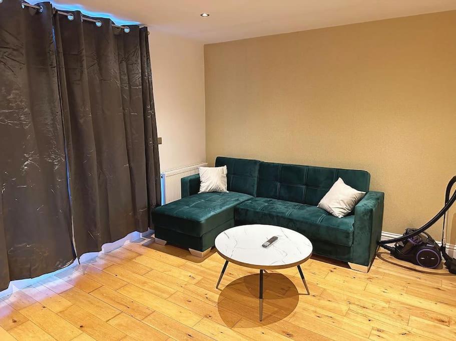 1 Bed Room Flat Near Central Londres Exterior foto